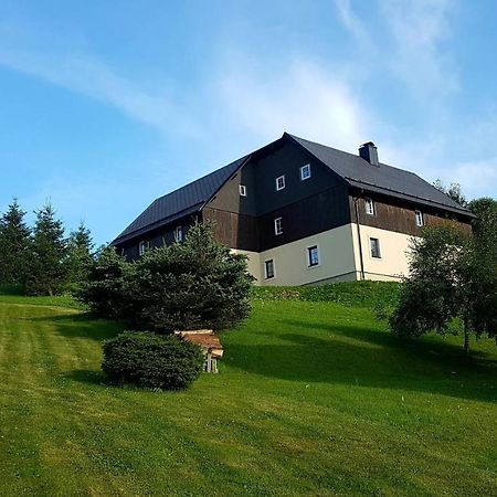 Chaloupka Slamenka Villa Loucna pod Klinovcem Ngoại thất bức ảnh